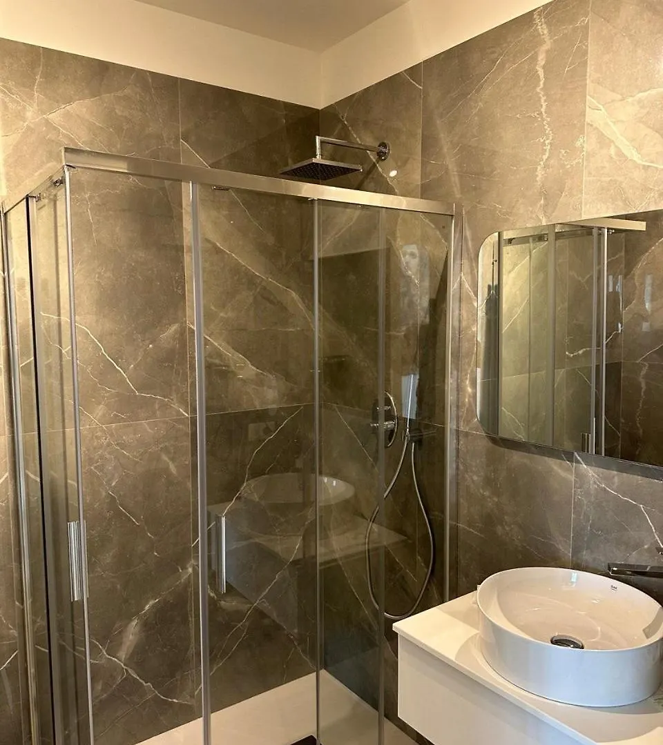 Amani Chic Rooms Ольбия