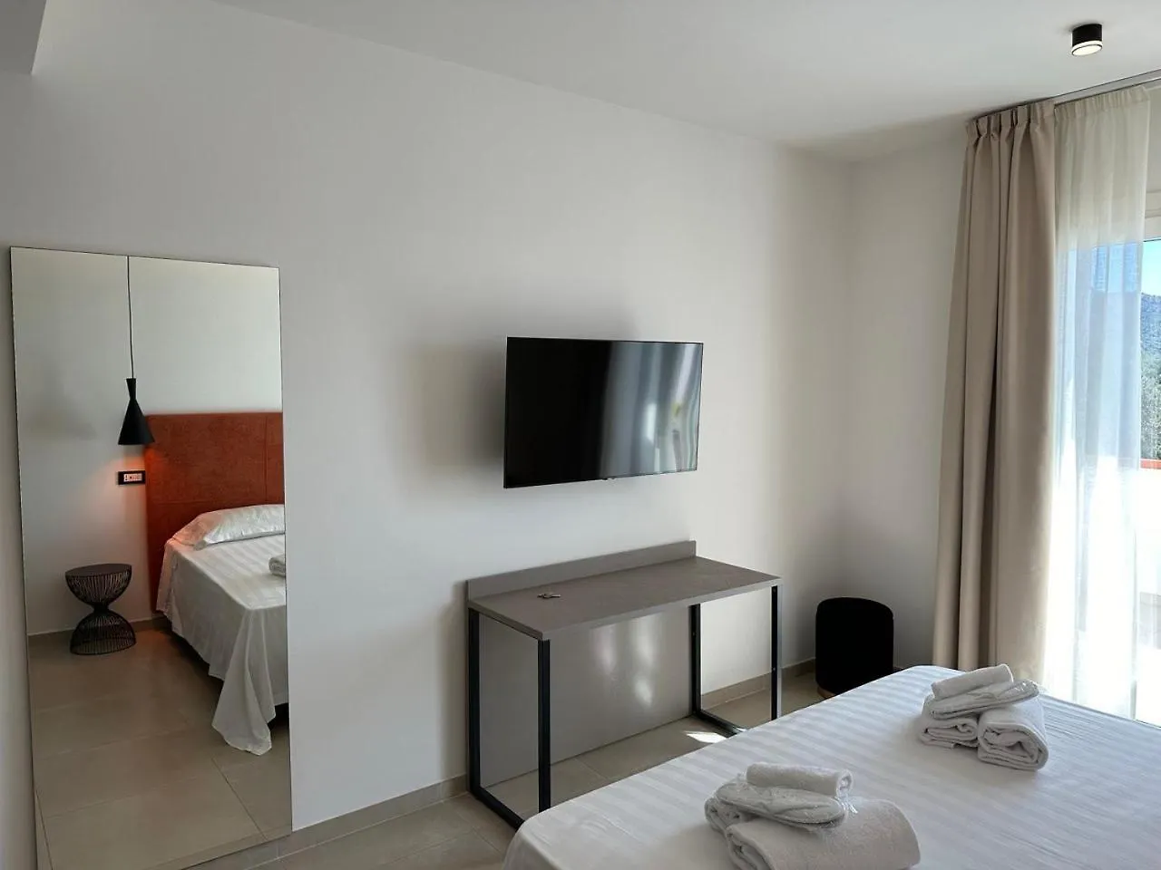 Гостевой дом Amani Chic Rooms Ольбия