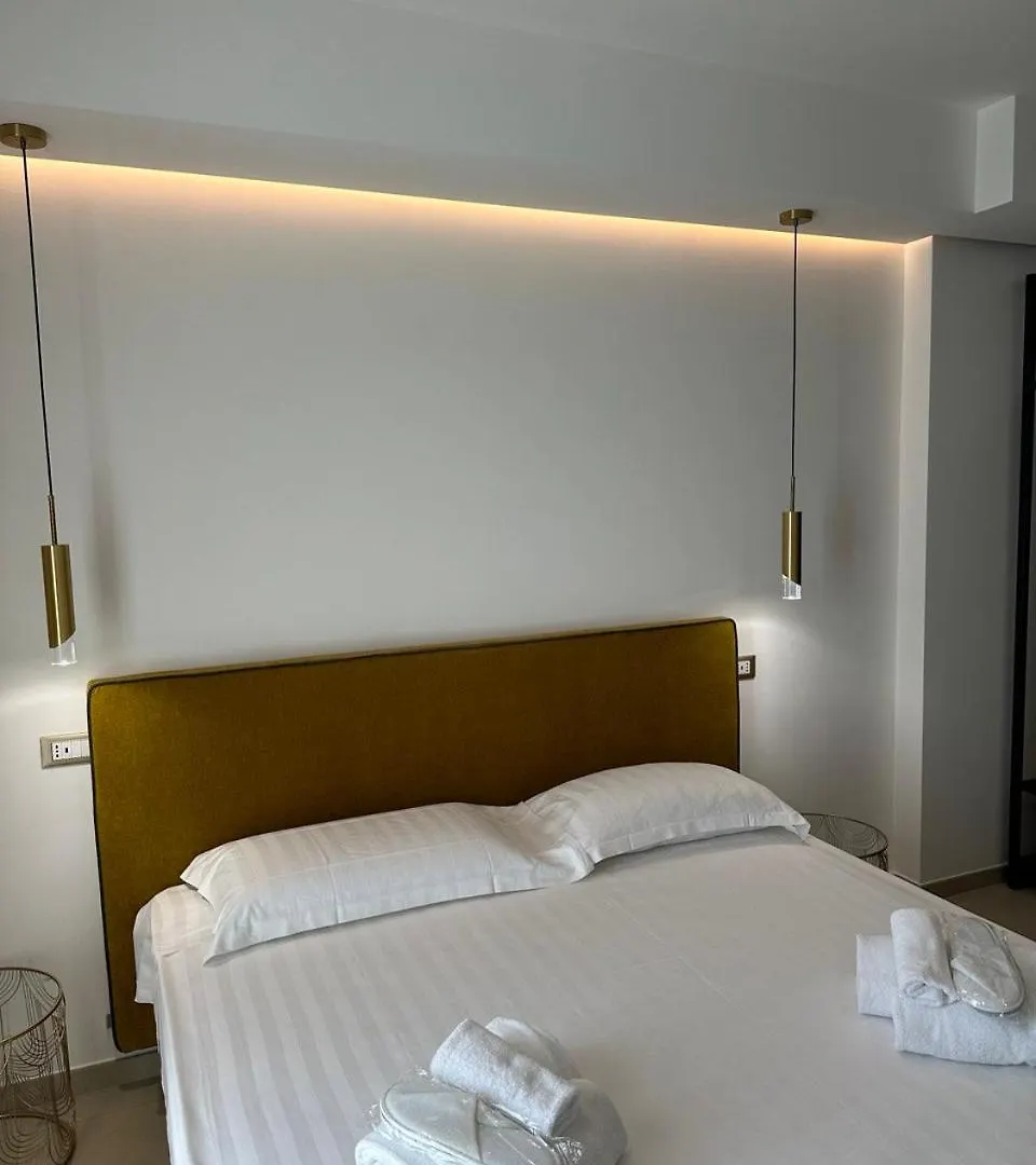 Amani Chic Rooms Ольбия Италия