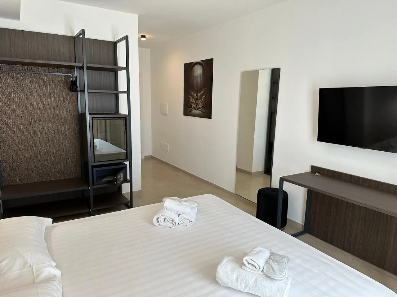 Amani Chic Rooms Ольбия Гостевой дом