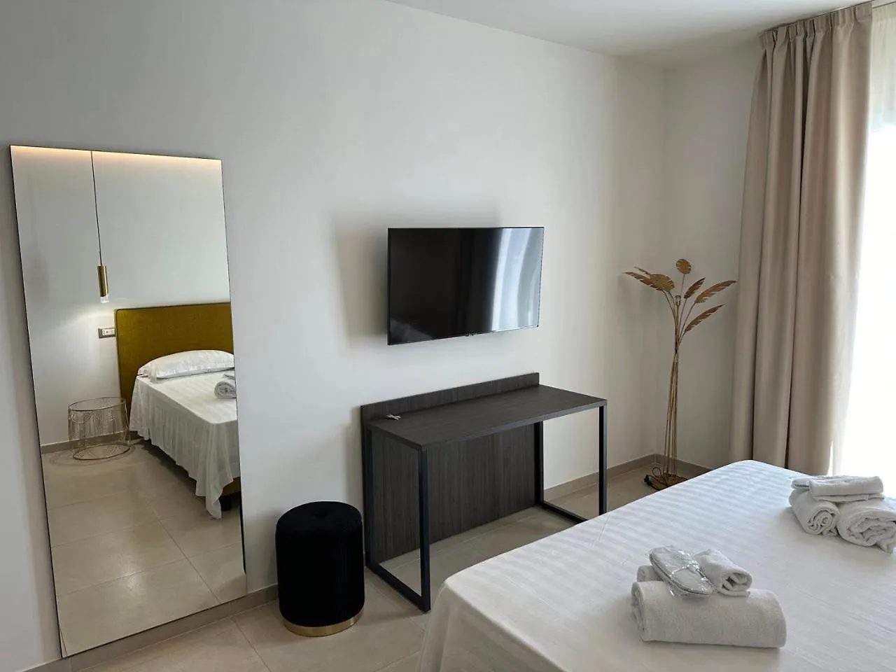 Amani Chic Rooms Ольбия Италия