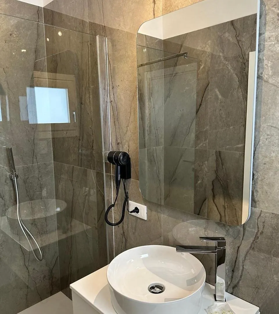 Konukevi Amani Chic Rooms Olbia